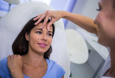 Comment préparer sa peau avant une séance d’électrolyse